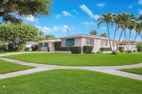 575 Anchorage Dr, West Palm Beach, FL 33408-4833
