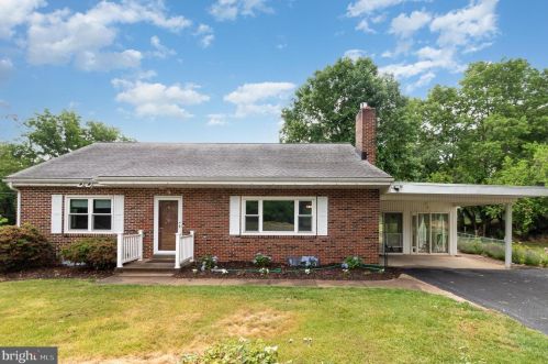 16 Timber Rd, Navy Sup Dpt, PA 17050-4505