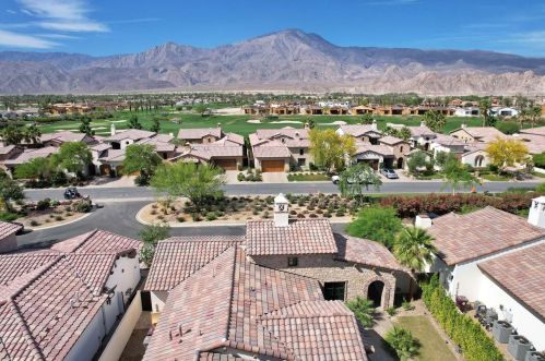 81738 Andalusia, La Quinta CA  92253-8252 exterior