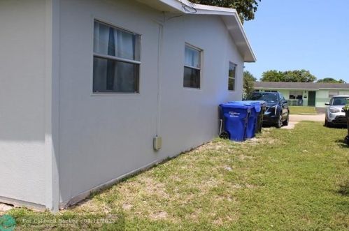 1414 59th Ter, Hollywood FL  33021-4546 exterior