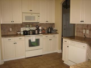 9729 Helmsley Cir, Montgomery AL  36117-8988 exterior