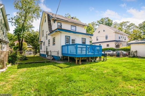 42 Park End Pl, East Orange NJ  07018-1113 exterior