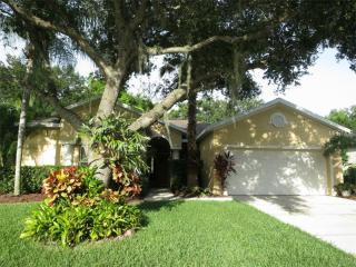 117 39th St, Bradenton, FL 34208-5460