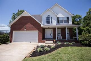 142 Troutbeck Ct, Clarksville, TN 37040-8582