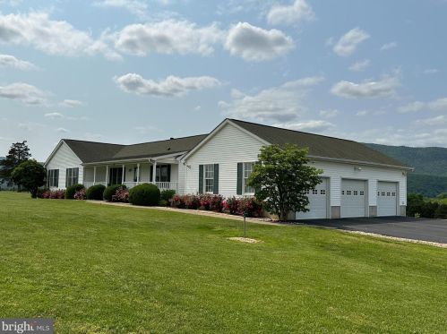 803 Hook Hill Rd, Richmond National Battlefiel VA  22835-3505 exterior