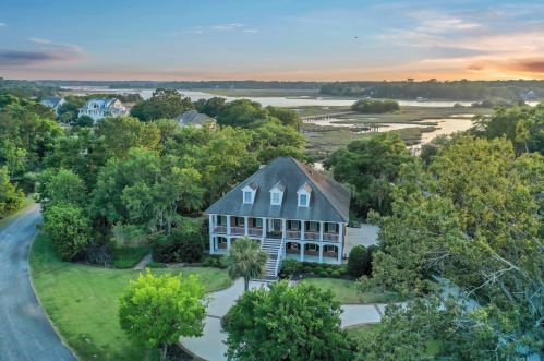 3984 Gift Blvd, Johns Island SC  29455-7705 exterior