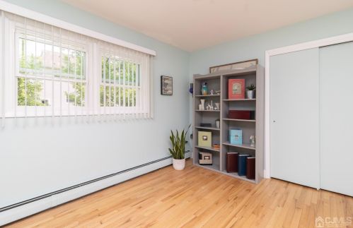 116 Willow St, East Brunswick NJ  08816-3134 exterior