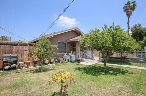 2101 124th St, Compton, CA 90222-1234