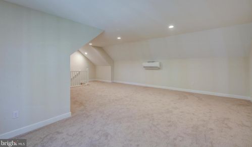 2 Hudson Rd, Laurel DE  19956-3090 exterior