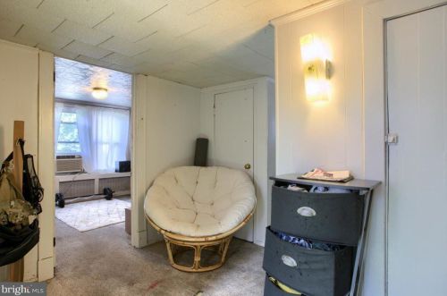 256 Walton St, Lemoyne PA  17043-2024 exterior