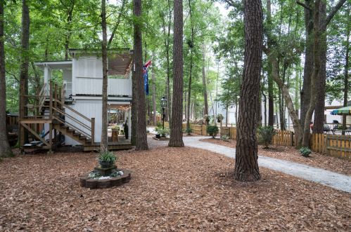 1821 Zelasko Dr, Johns Island SC  29455-8312 exterior