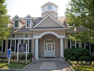 1 Avalon Dr, Milford CT  06460-8585 exterior
