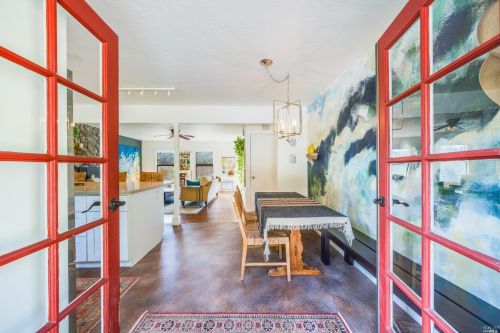 1000 Tzabaco Creek Rd, Geyserville, CA 95441-9625