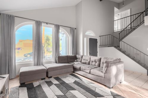 1925 Behrend Dr, Phoenix AZ  85024-1242 exterior