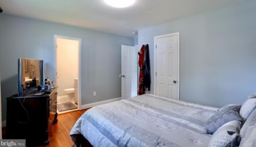 15108 Costa Dr, Woodbridge VA  22193-1647 exterior