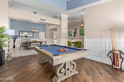 5717 Soft Wind Dr, Glendale AZ  85310-3643 exterior