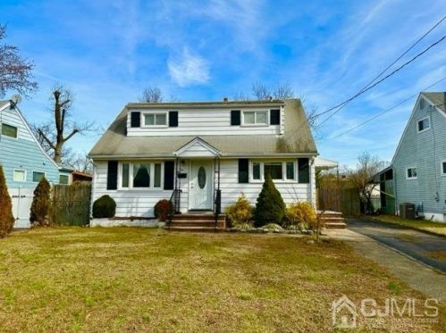 266 Sunset Ave, Old Bridge, NJ 08857-1117