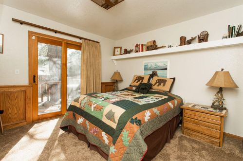 1253 Panorama Dr, Big Bear City CA  92314-9828 exterior