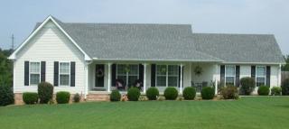 2430 Old Blacktop Rd, Mc Ewen, TN 37101-5543