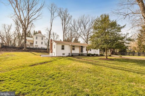 409 Marshall St, Middleburg, VA