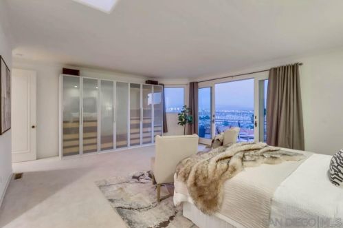 876 Armada Ter, San Diego CA  92106-3056 exterior