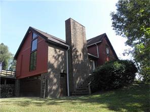 226 Fishpot Rd, Fredericktown, PA 15333-2203