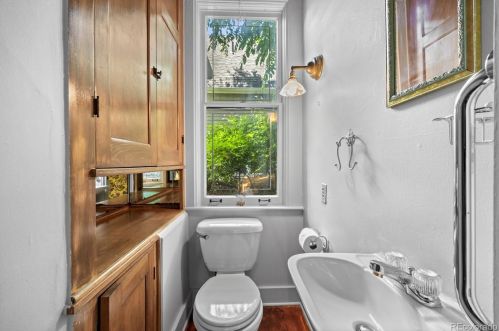 372 Ogden St, Denver CO 80218-3812 exterior