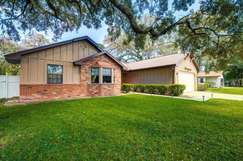 8417 Calusa St, Brooksville, FL 34608-6904