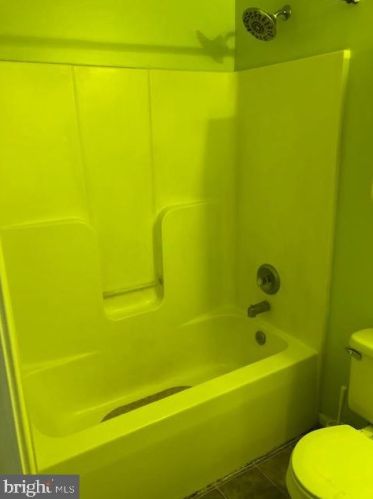 228 Kadies Ln, Edinburg VA  22824-9608 exterior