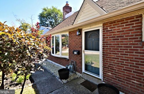 311 Independence Rd, Norristown PA  19406-2209 exterior