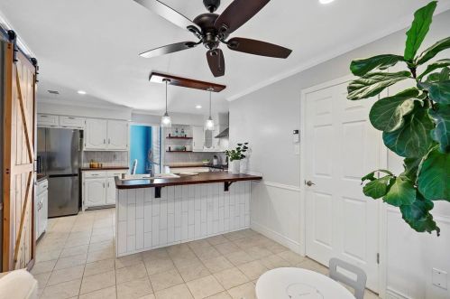 2300 Timberglen Dr, Lewisville TX  75028-1916 exterior