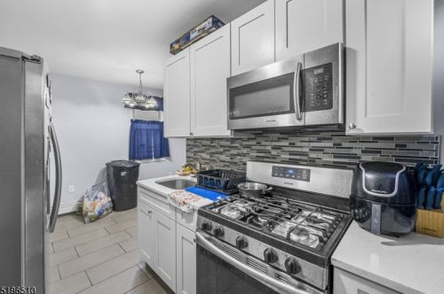 287 Sanford St, East Orange NJ  07018-1018 exterior