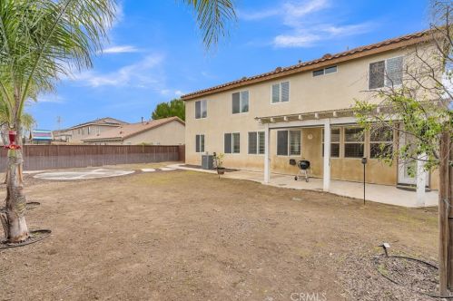 32835 Fairmont Ln, Lake Elsinore CA  92530-6282 exterior