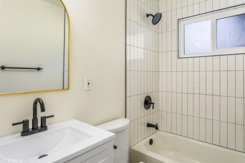 1440 Colton Ave, Redlands CA  92374-3825 exterior