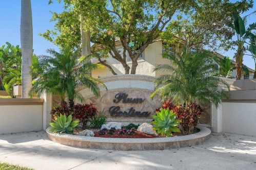 6656 Via Regina, Boca Raton FL  33433-3954 exterior