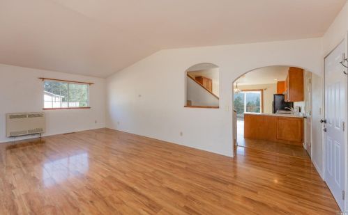 27841 Poppy Dr, Willits CA  95490-9060 exterior