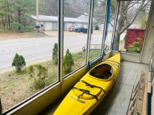 23 Old Manchester Rd, Raymond NH exterior