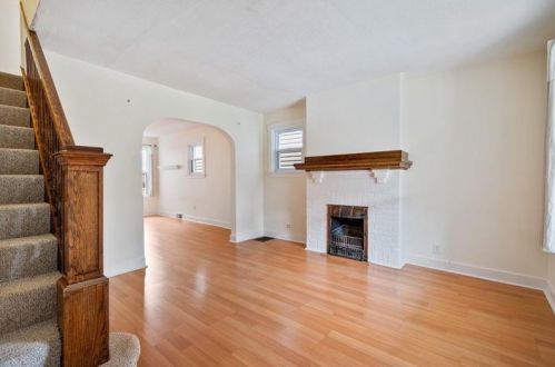 608 Hastings St, Pittsburgh, PA 15206-4532