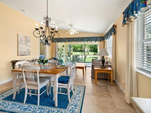 28273 Islet Trl, Bonita Springs, FL 34135-8510