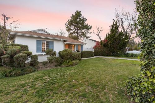 4831 Murietta Ave, Van Nuys, CA 91423-1910