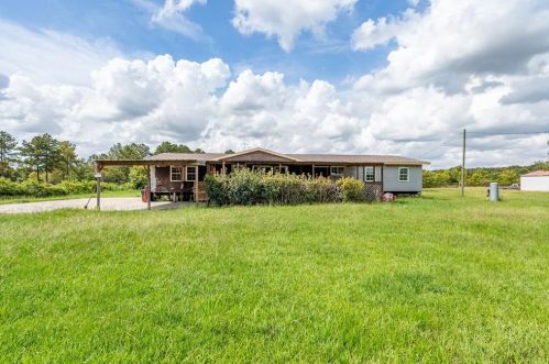 562 County Road 688, Mont Belvieu, TX 77535