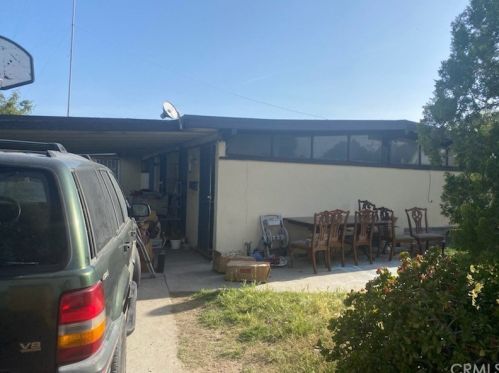 607 Ramona Dr, Rialto, CA 92376-4838