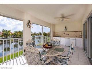 6640 Beach Resort Dr, Naples FL  34114-7522 exterior
