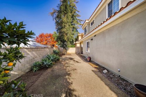 9725 Longden Ave, Temple City CA  91780-1452 exterior