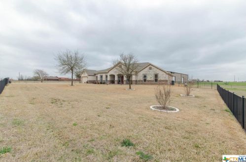 879 Amity Rd, Salado, TX 76571-6226