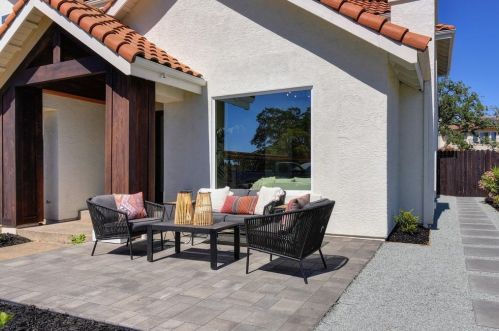 1535 Barcelona Dr, Folsom CA  95762-7212 exterior