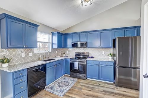 117 Indian Creek Dr, Covington, KY 41017-9139