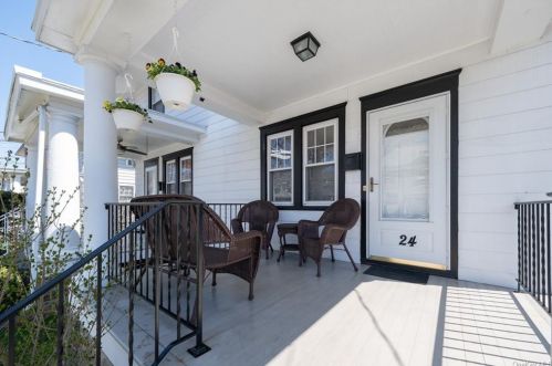 24 Second Ave, New Rochelle, NY 10803-1418