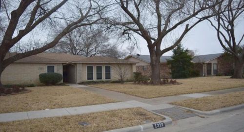 1320 Elk Grove Dr, Richardson, TX 75081-2657