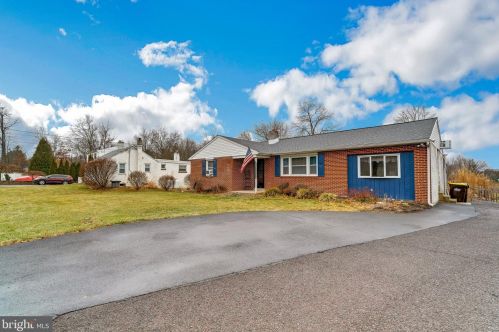 1150 Line St, Lansdale, PA 19446-1251